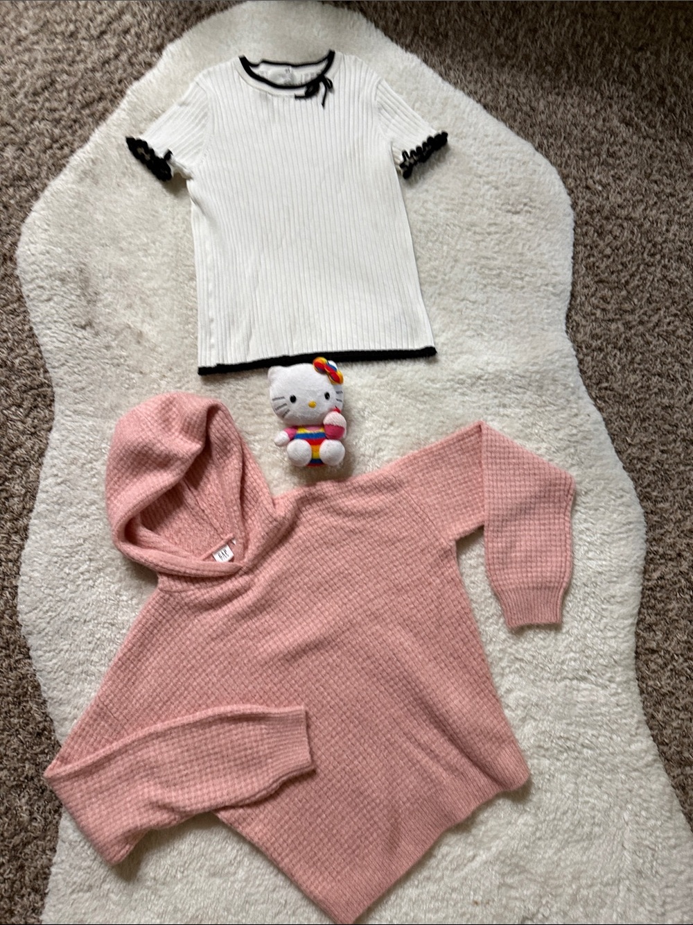 H&M Girls S8 Ivory Ribbed Sweater  & Gap Pink Hooded Sweater Med.
